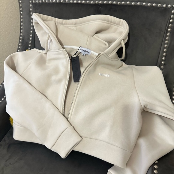 Riches cropped zip jacket with hood - Picture 3 of 5